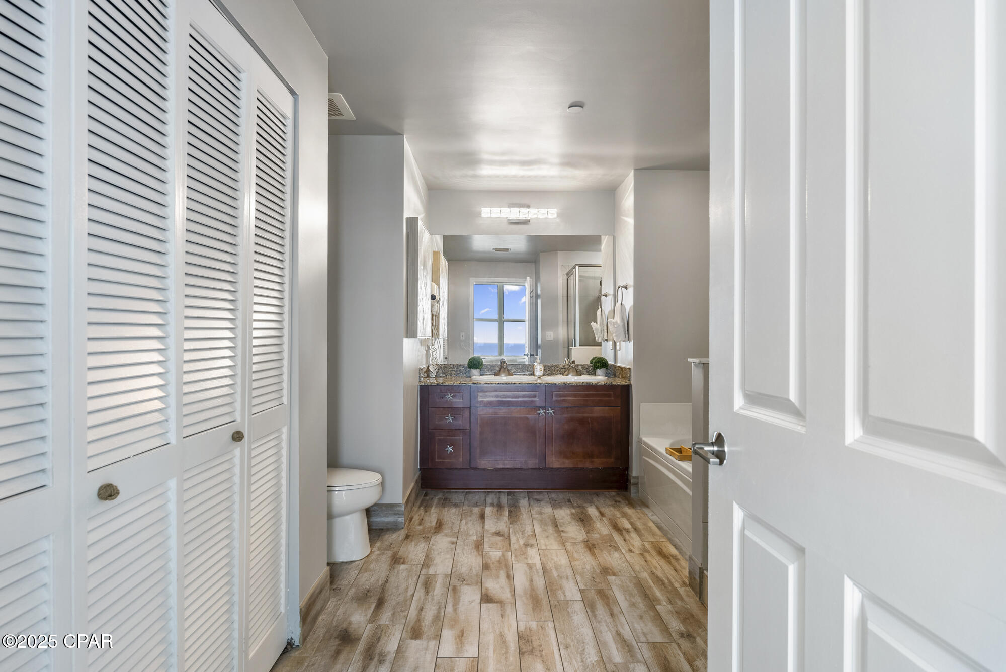 Image 22 For 15625 Front Beach Road 1103