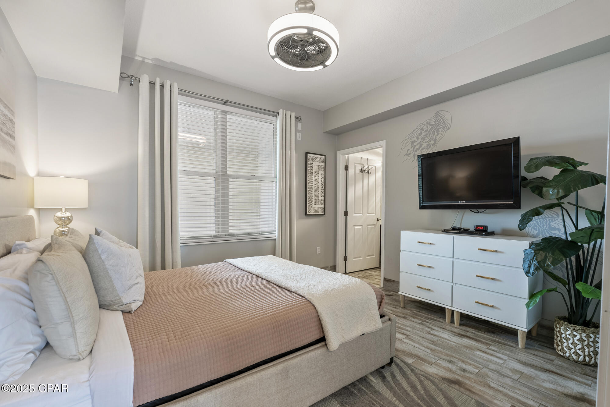 Image 26 For 15625 Front Beach Road 1103