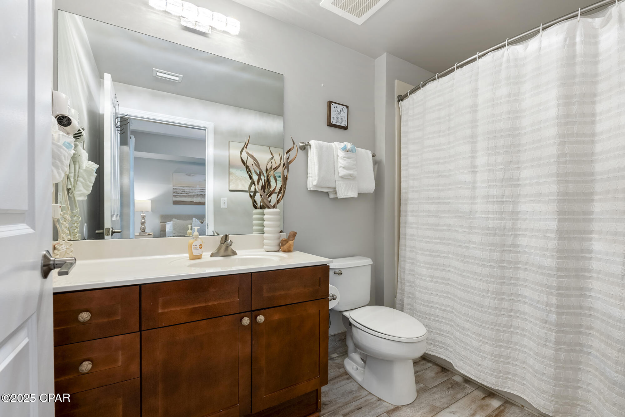 Image 28 For 15625 Front Beach Road 1103