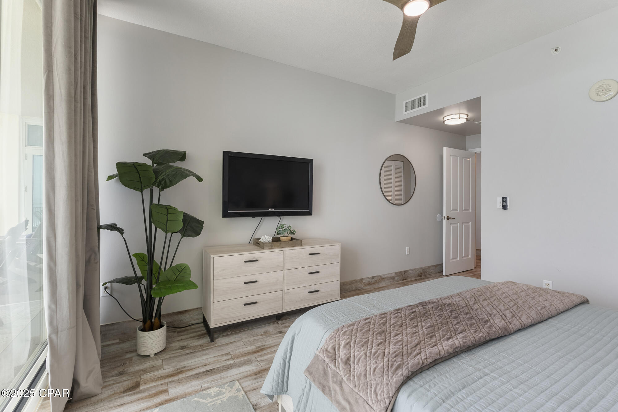 Image 32 For 15625 Front Beach Road 1103