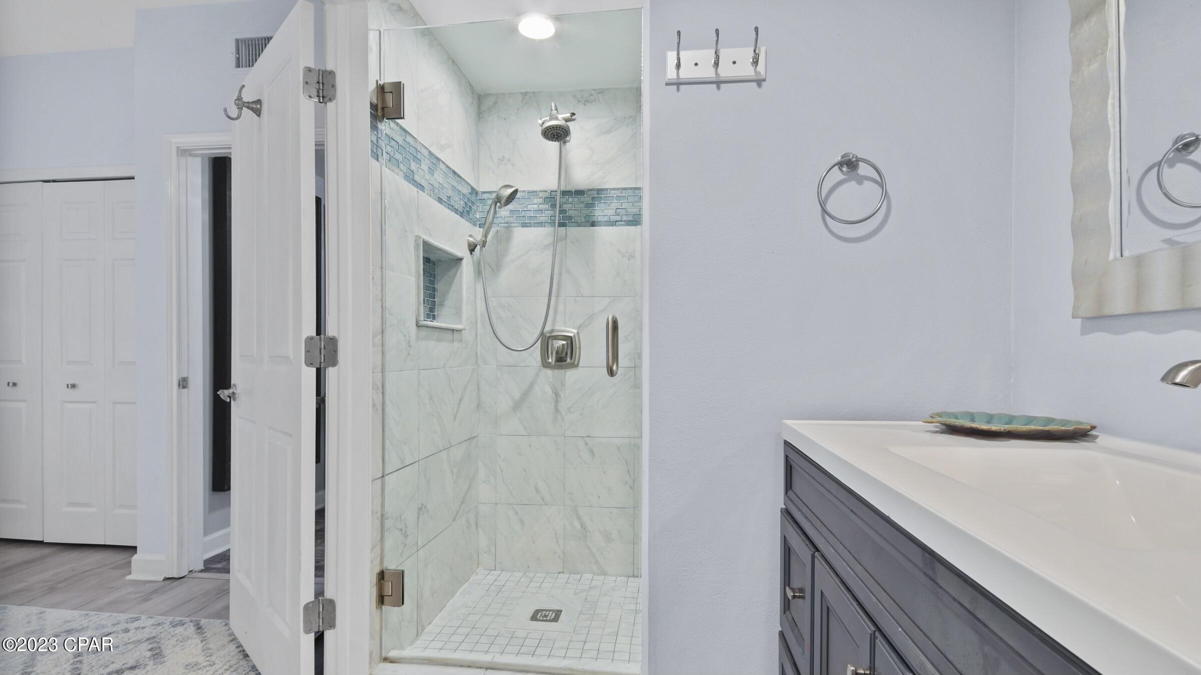 Image 18 For 9900 Thomas Drive 804