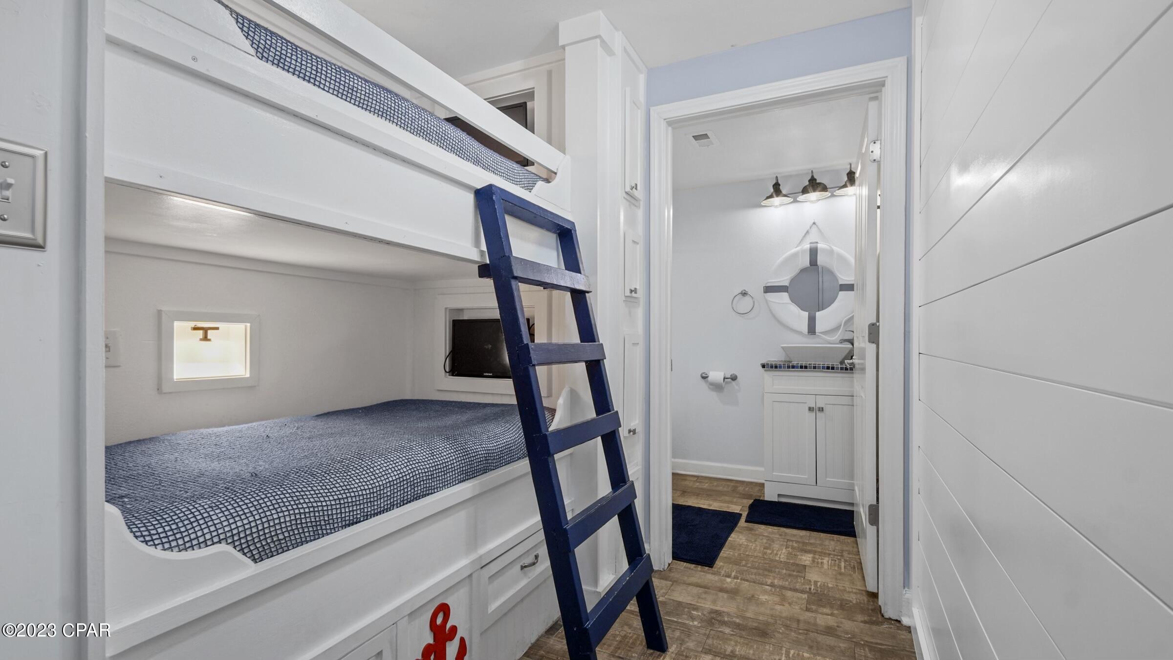 Image 24 For 9900 Thomas Drive 804