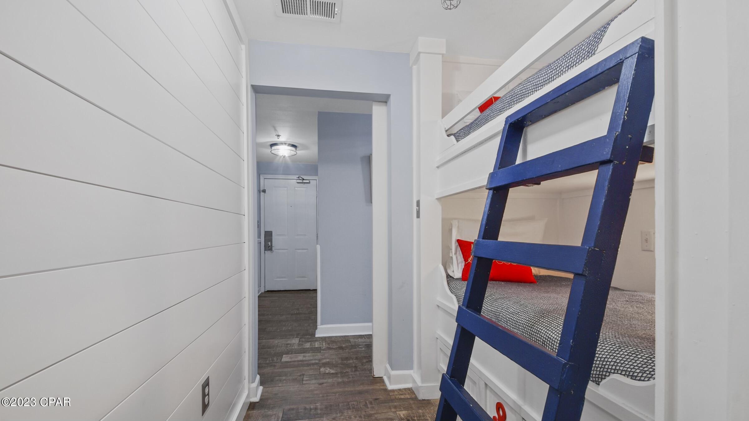 Image 32 For 9900 Thomas Drive 804