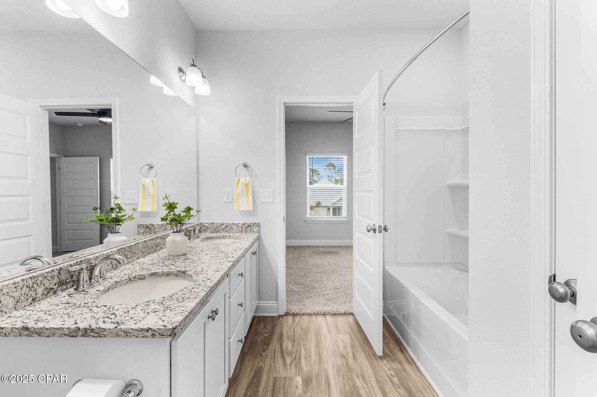 Image 28 For 513 Cove Villa Street