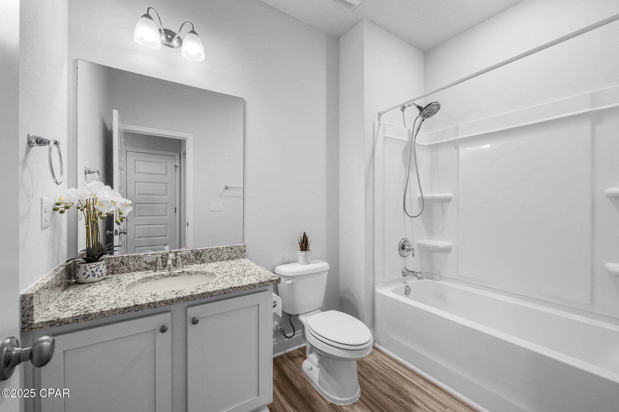 Image 33 For 513 Cove Villa Street