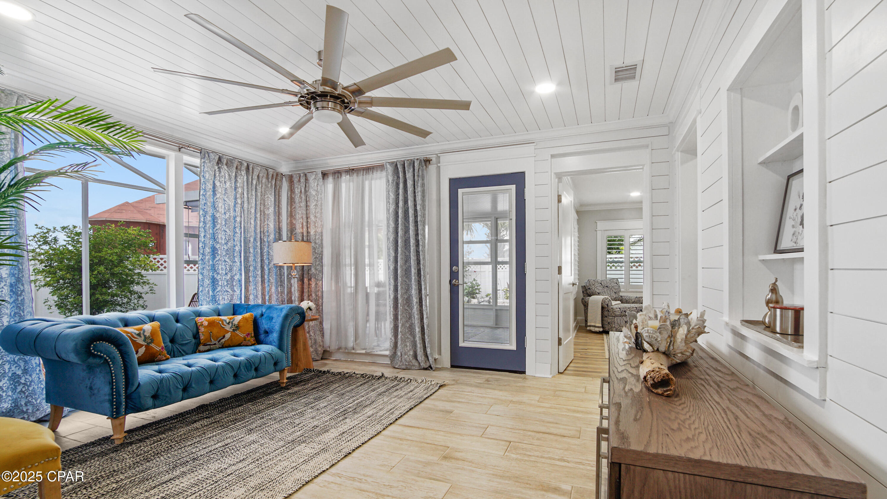 Image 12 For 2501 High Avenue