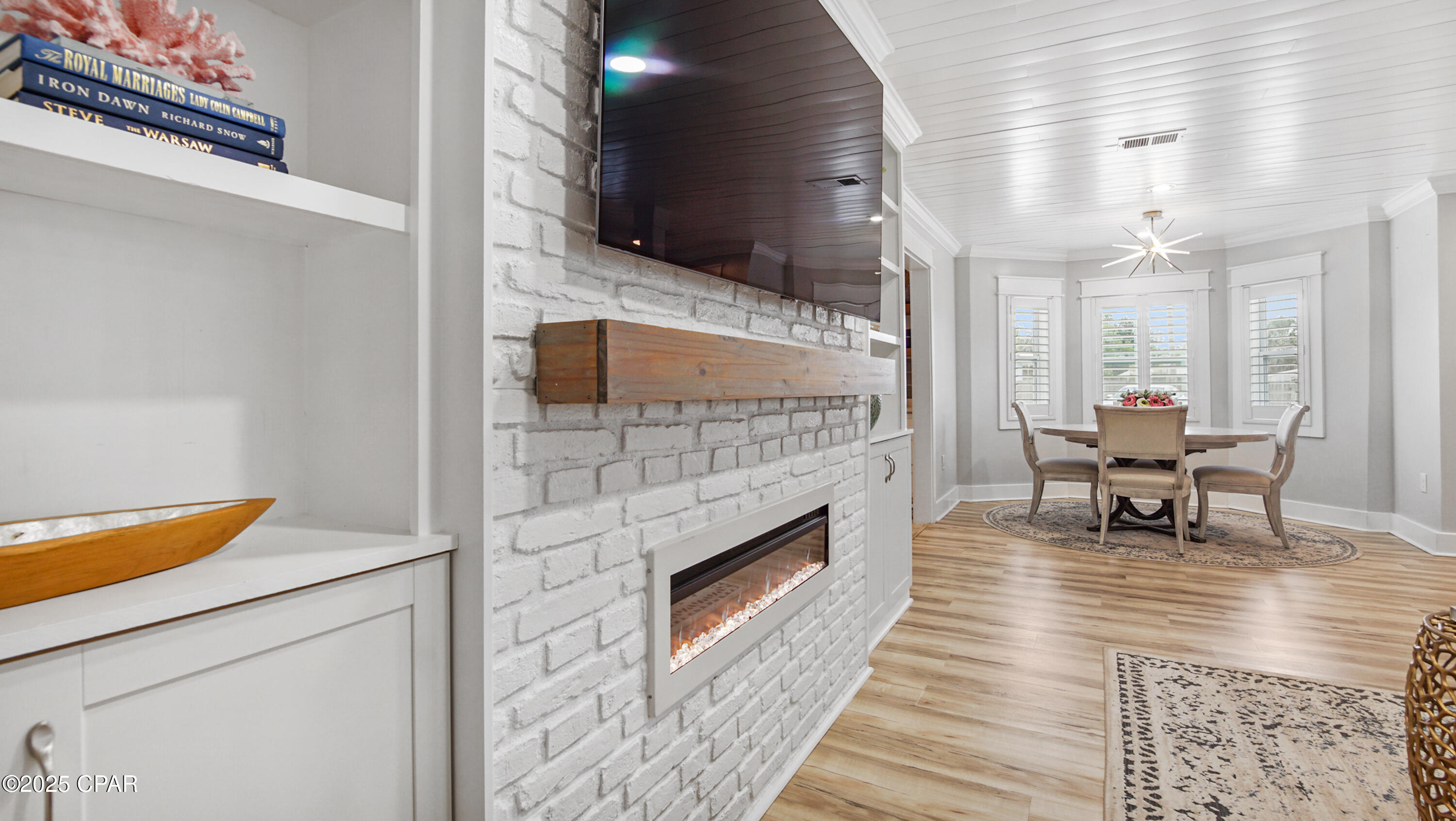 Image 27 For 2501 High Avenue