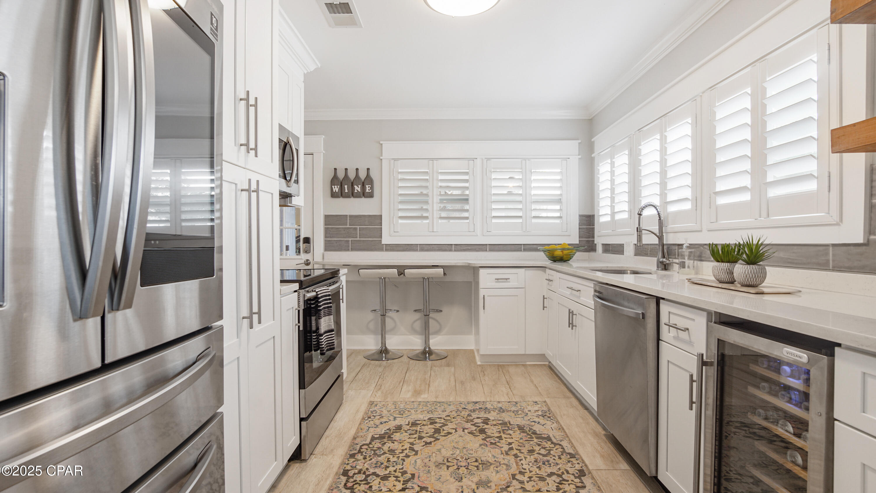 Image 29 For 2501 High Avenue