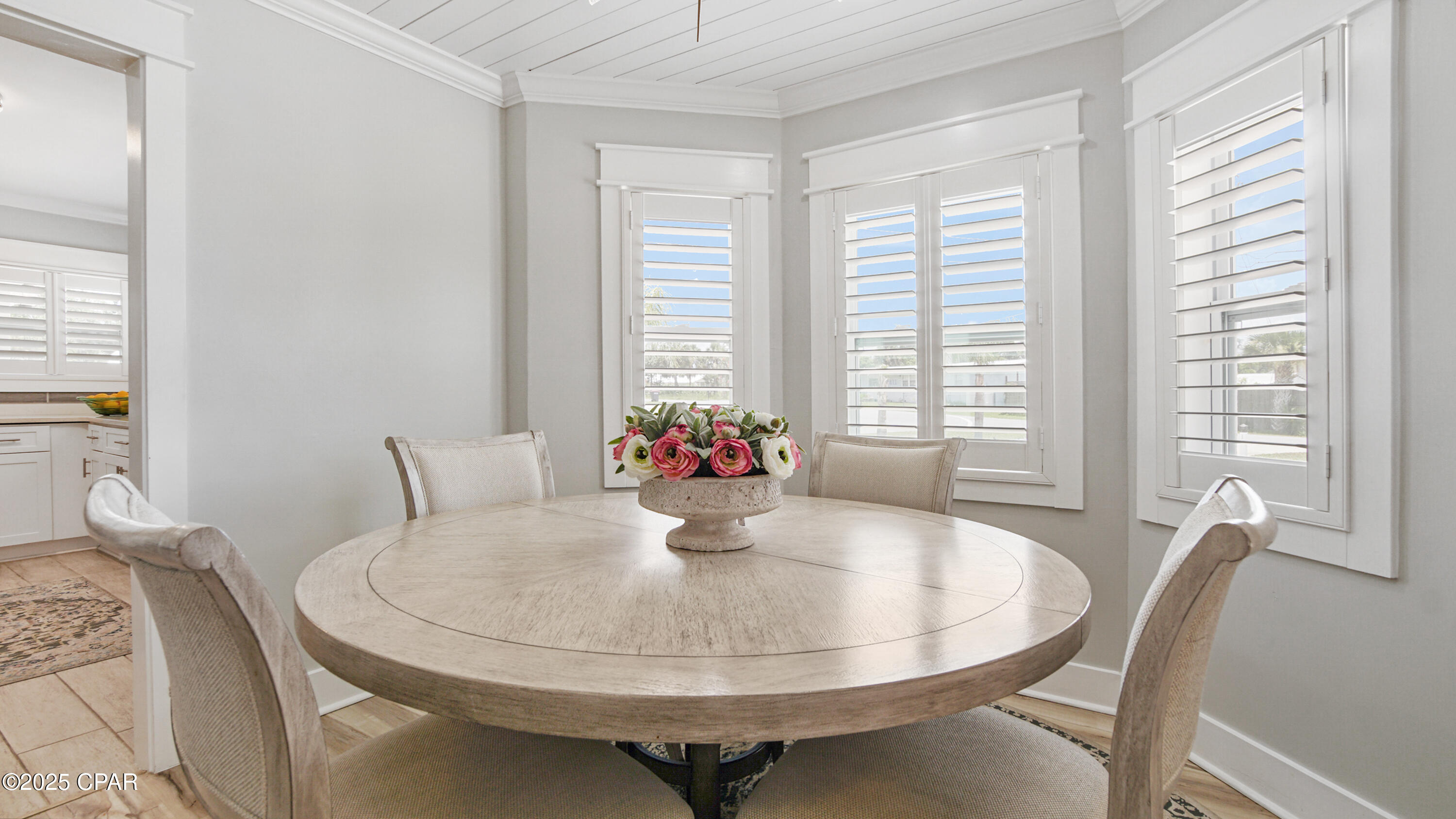 Image 8 For 2501 High Avenue