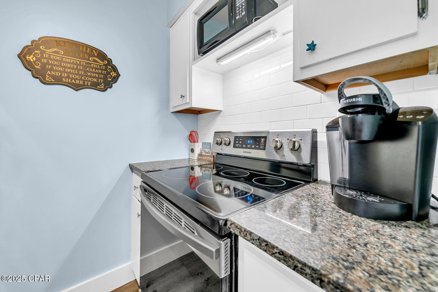 Image 12 For 17614 Front Beach Road 11f