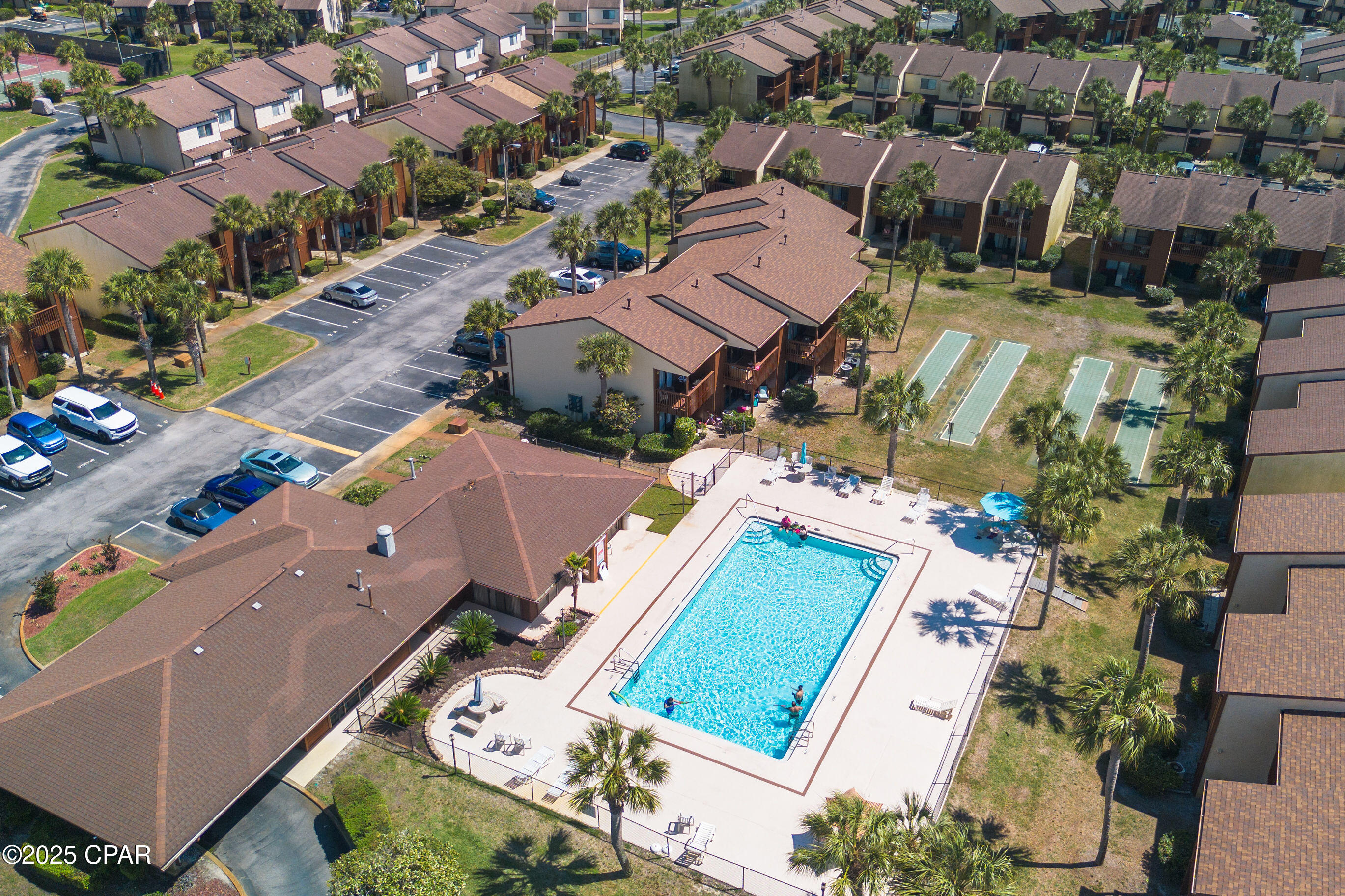 Image 37 For 17620 Front Beach Road Z2