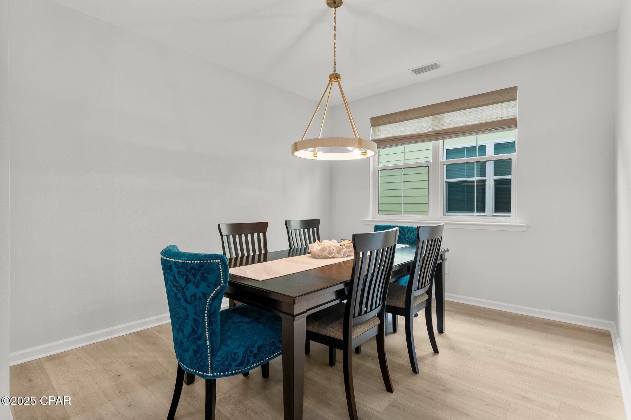 Image 16 For 8450 Dreams Float Court