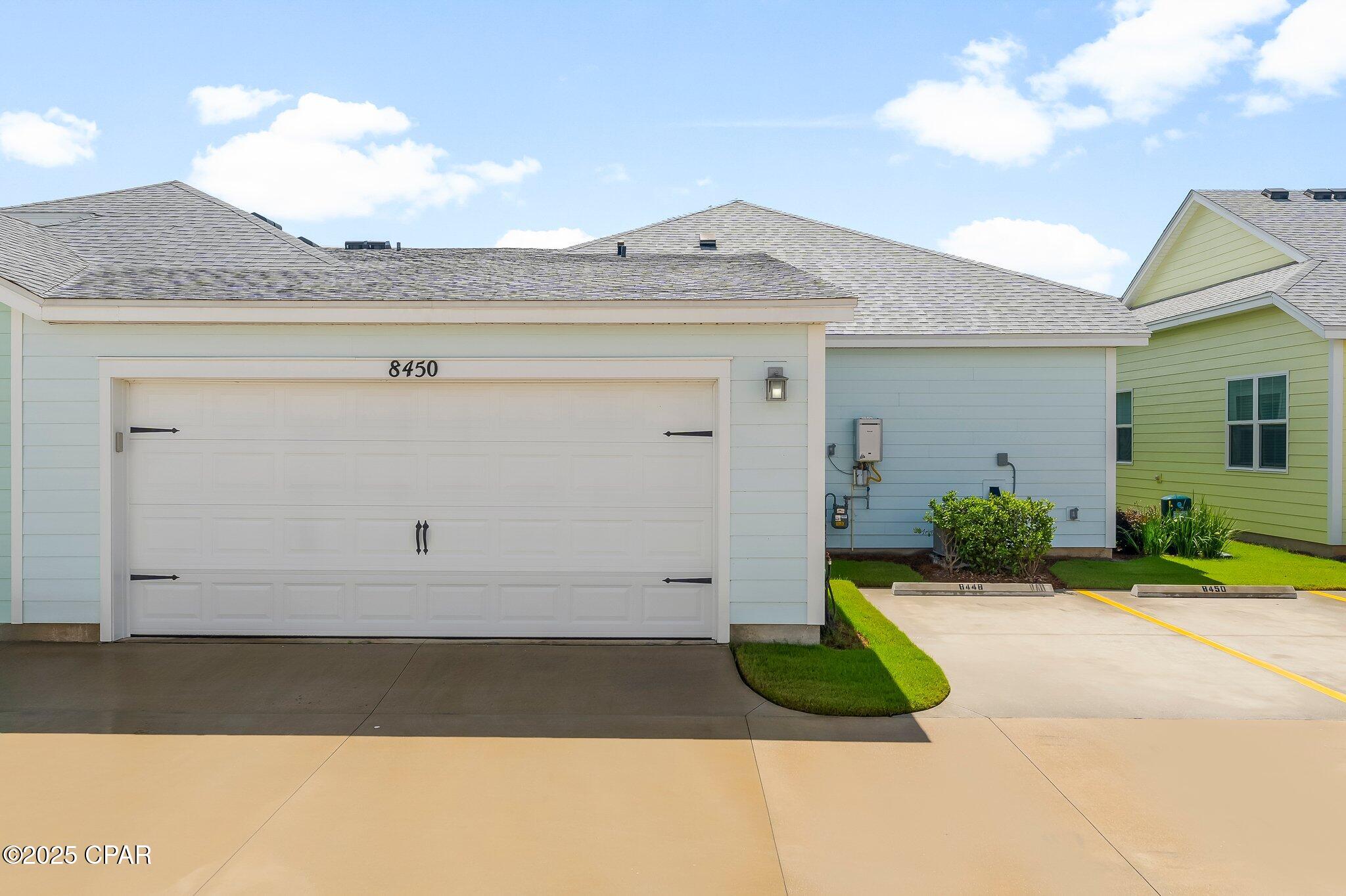 Image 29 For 8450 Dreams Float Court