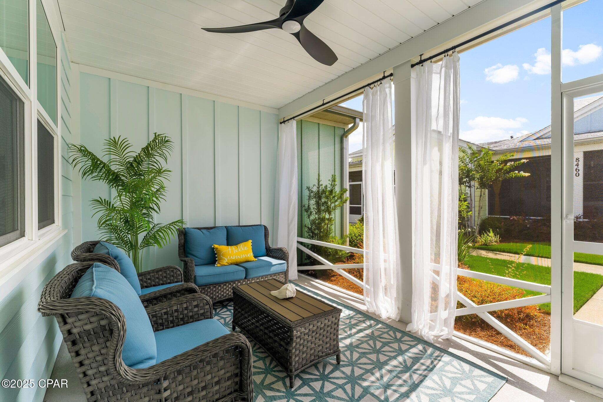 Image 4 For 8450 Dreams Float Court