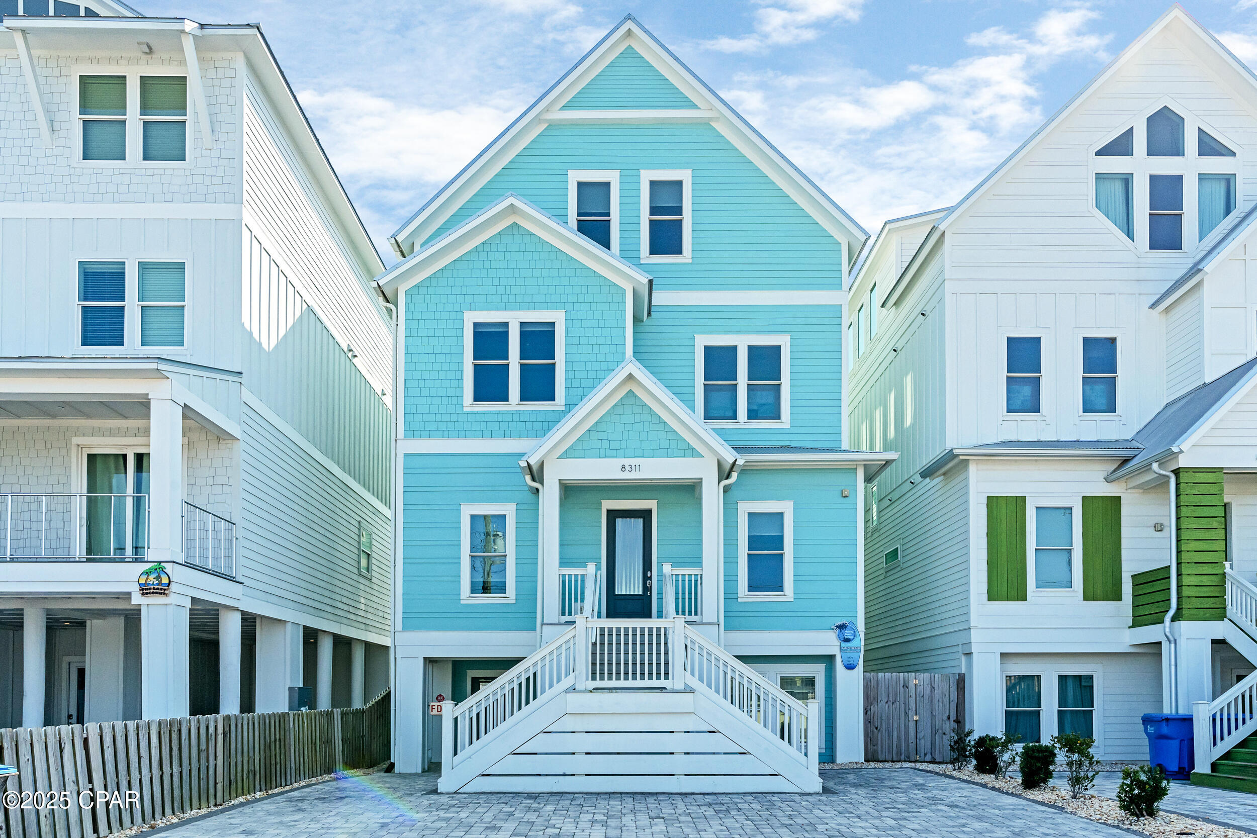 Image 4 For 8311 Surf Drive