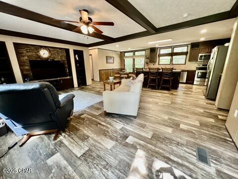 Image 8 For 2852 Feral Lane