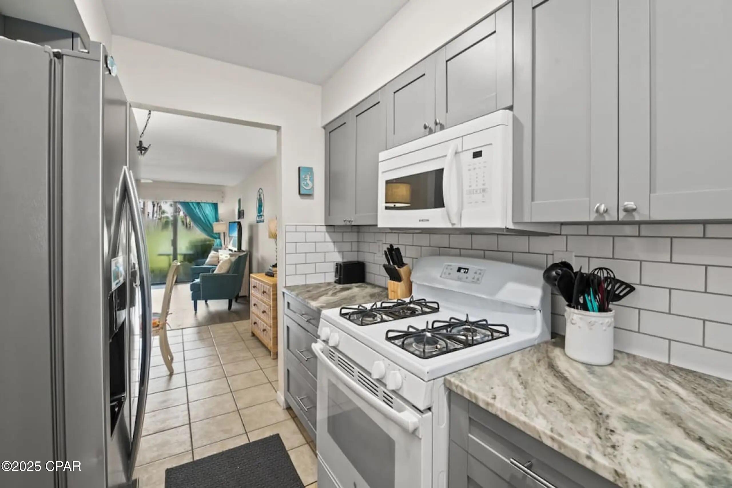 Image 7 For 17751 Panama City Beach Parkway 15b