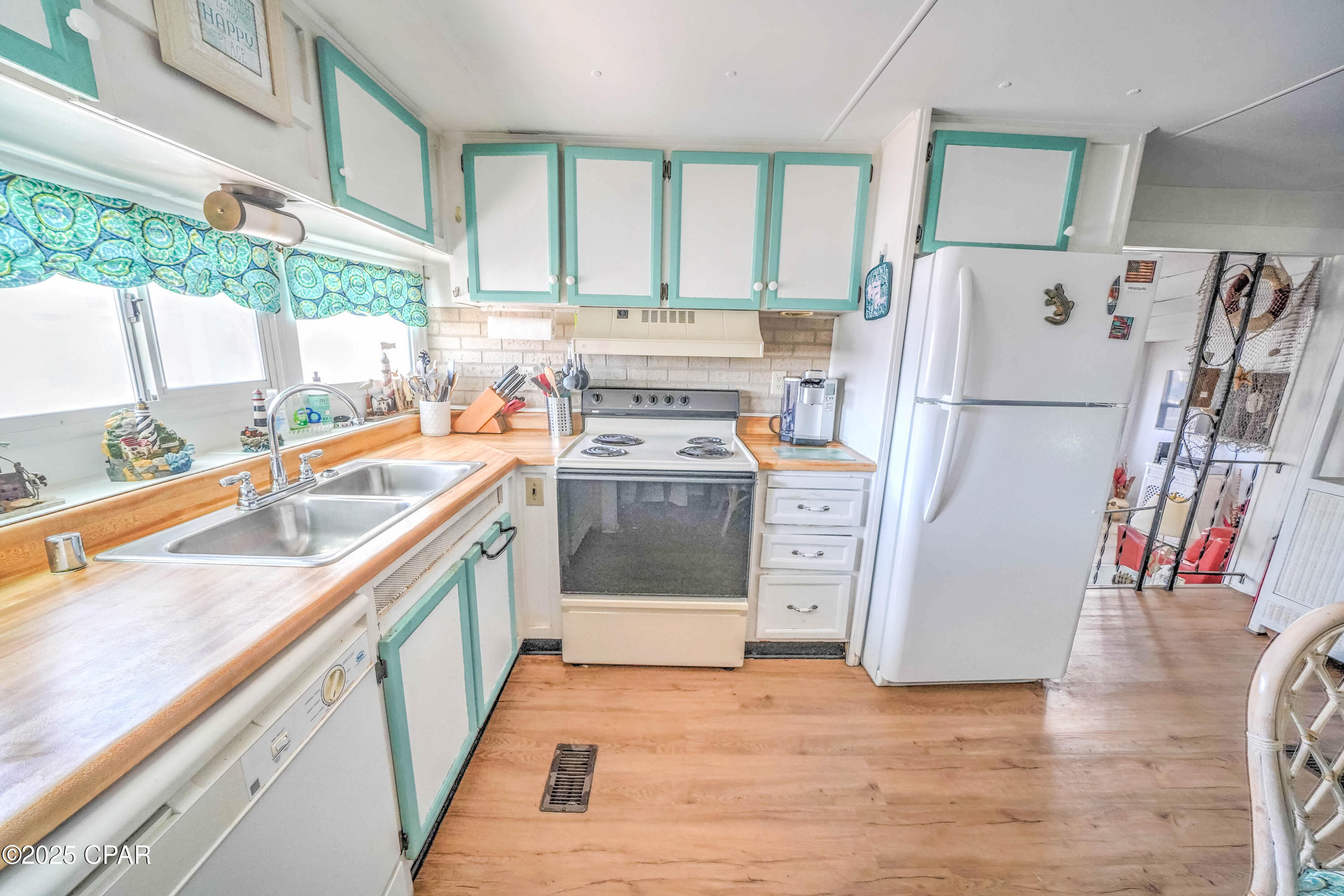 Image 11 For 730 Shark Drive