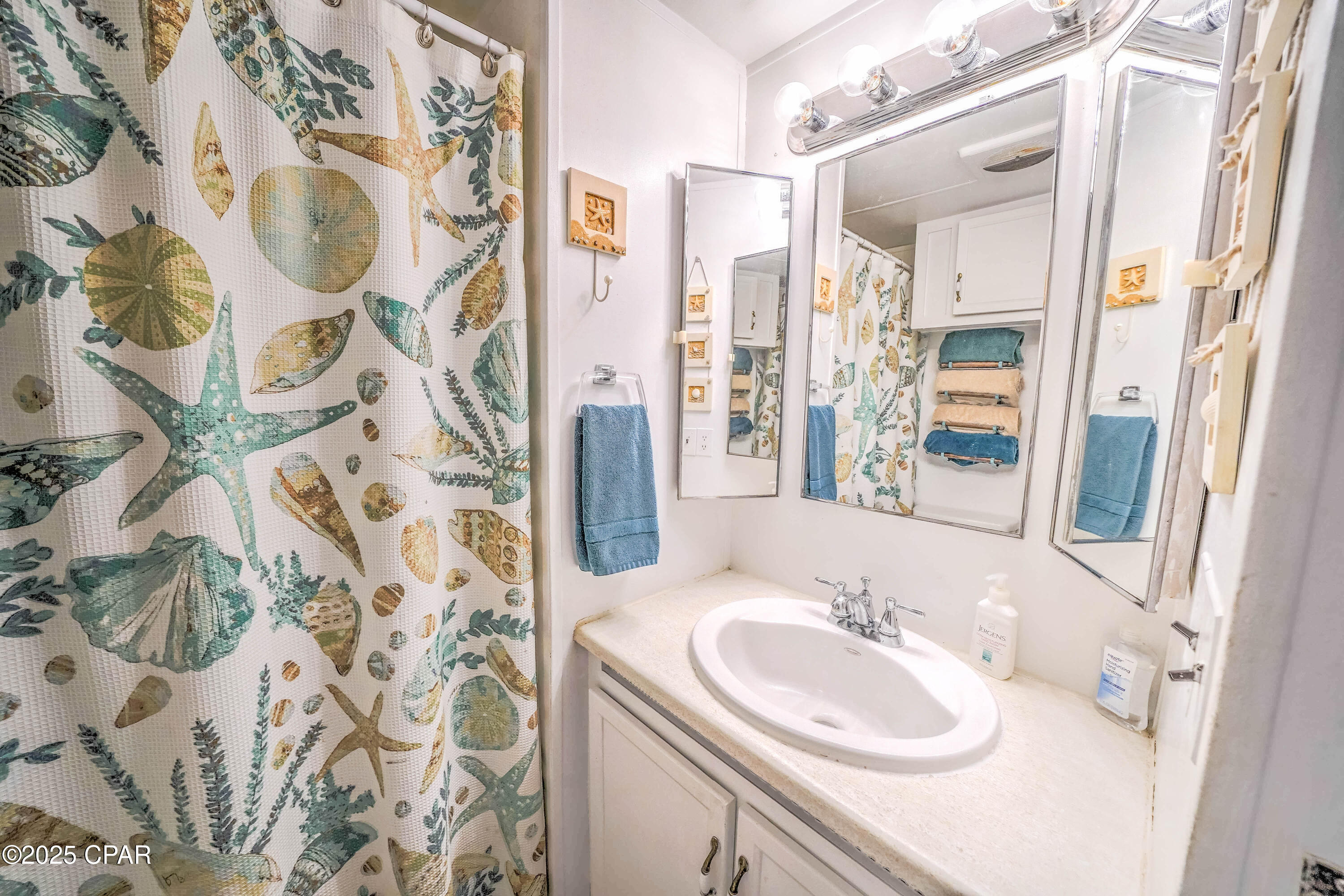 Image 19 For 730 Shark Drive