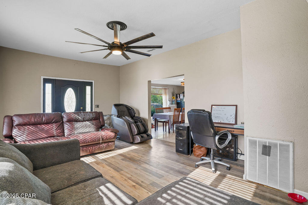 Image 13 For 723 Sewell Farms Road