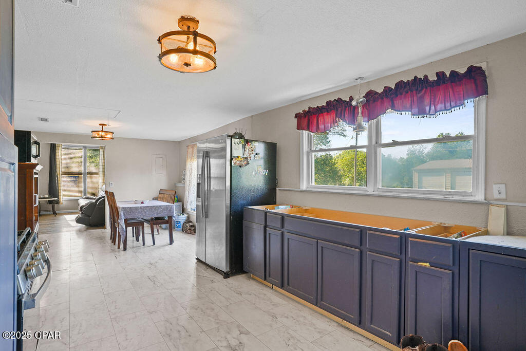 Image 5 For 723 Sewell Farms Road