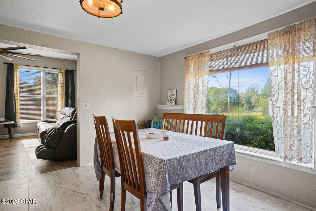 Image 6 For 723 Sewell Farms Road