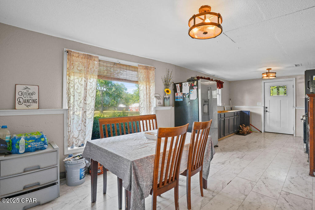 Image 7 For 723 Sewell Farms Road