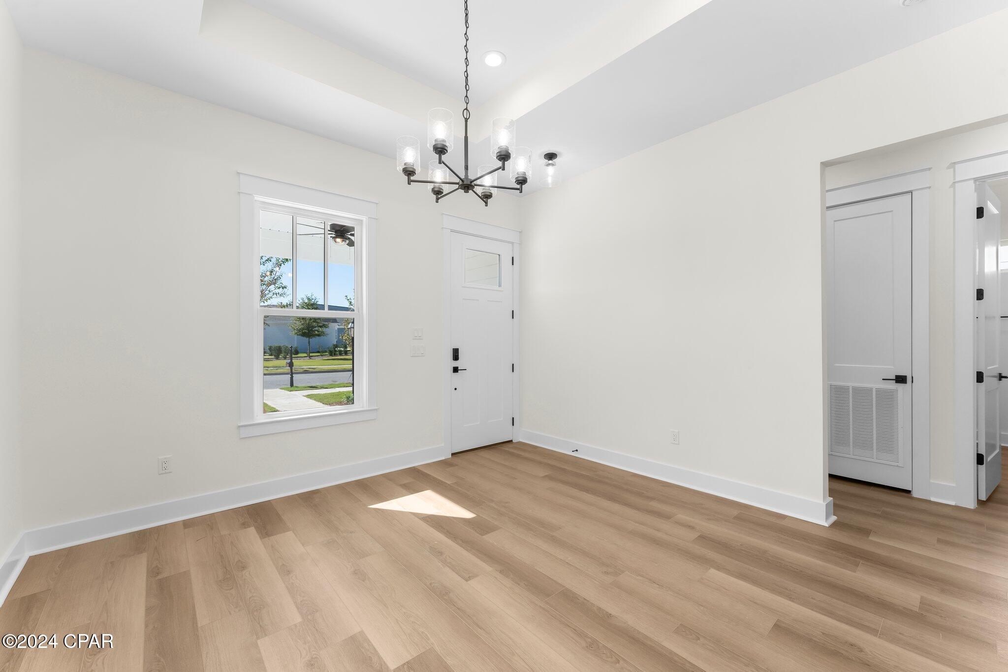 Image 11 For 109 Johns Island Way