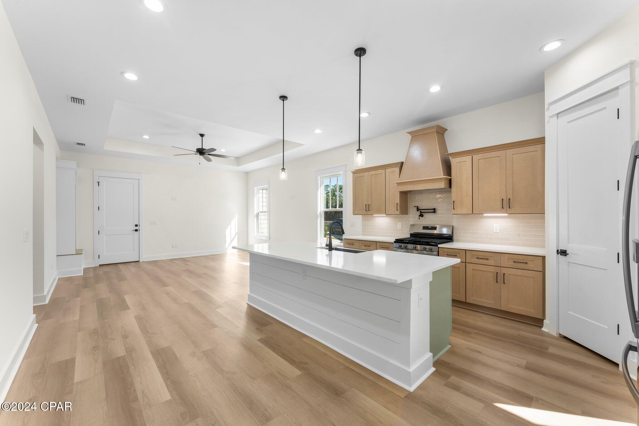 Image 3 For 109 Johns Island Way