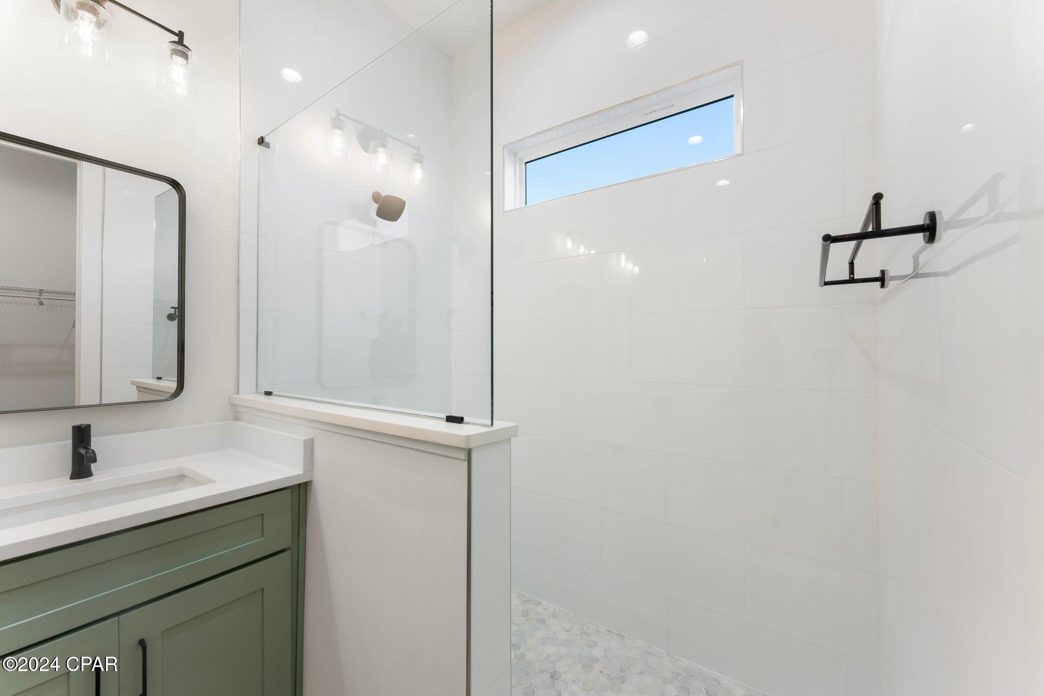 Image 30 For 109 Johns Island Way