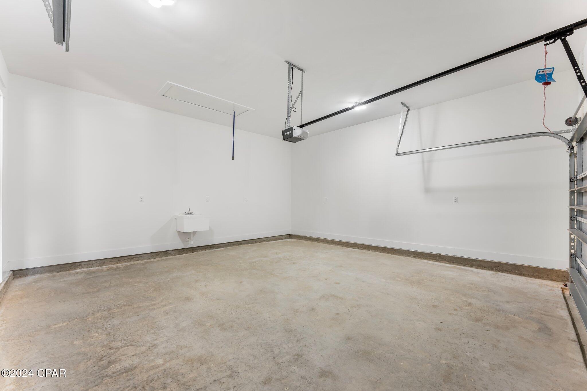 Image 32 For 109 Johns Island Way