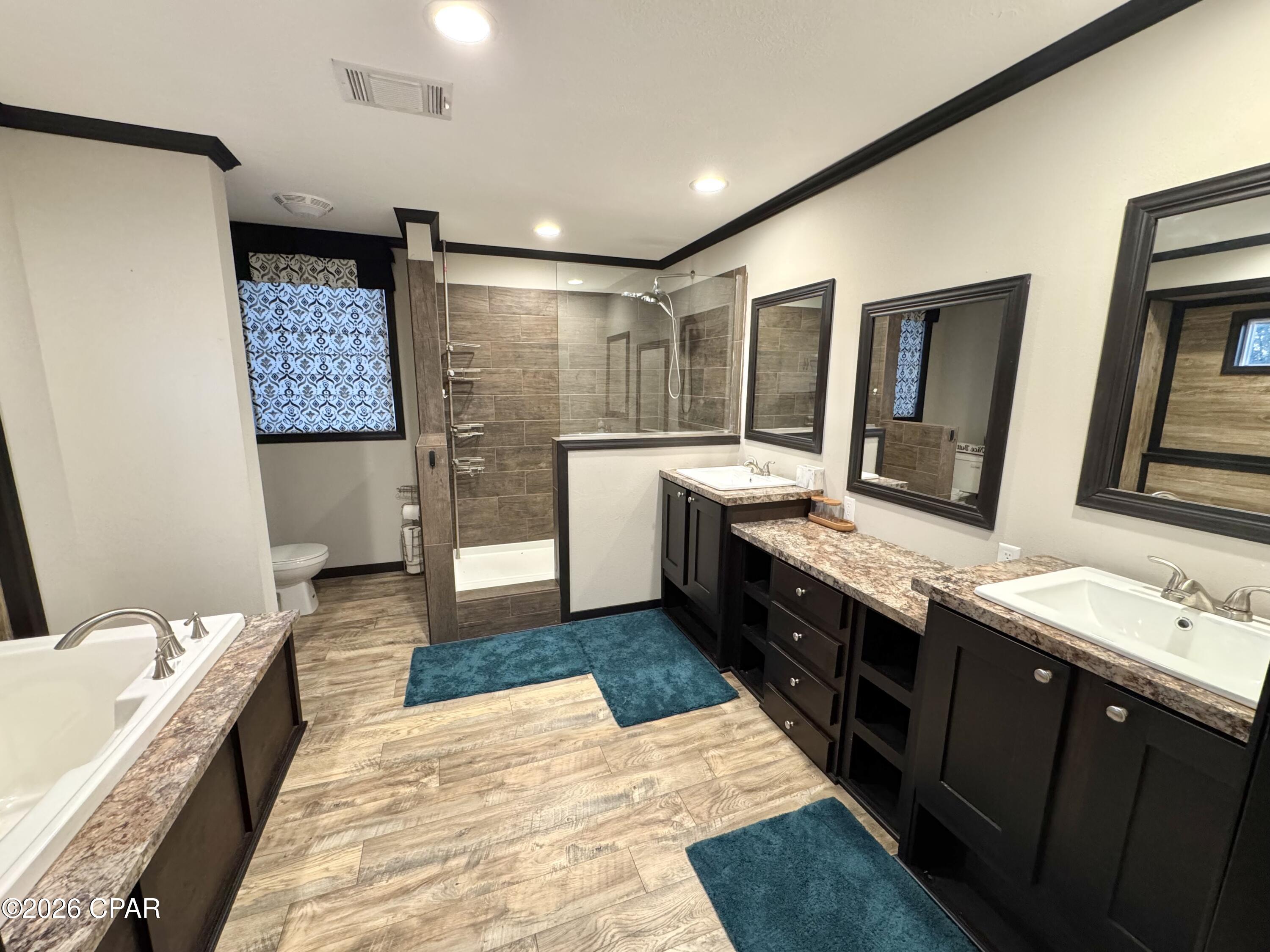 Image 18 For 7031 Hamilton Road