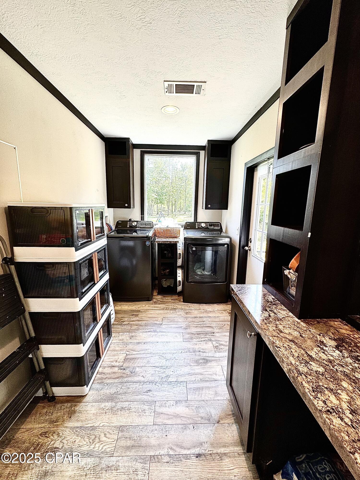 Image 23 For 7031 Hamilton Road