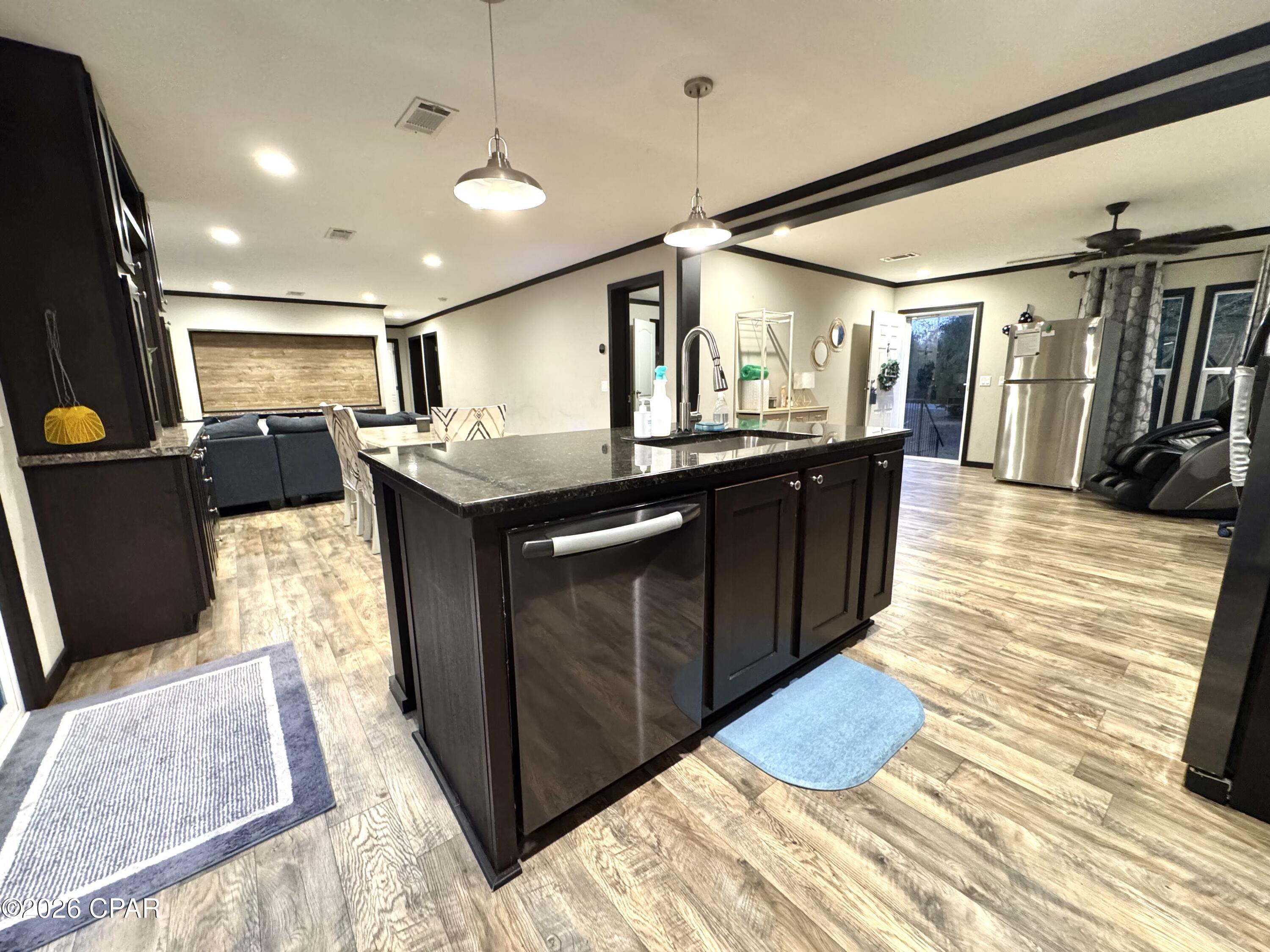 Image 4 For 7031 Hamilton Road