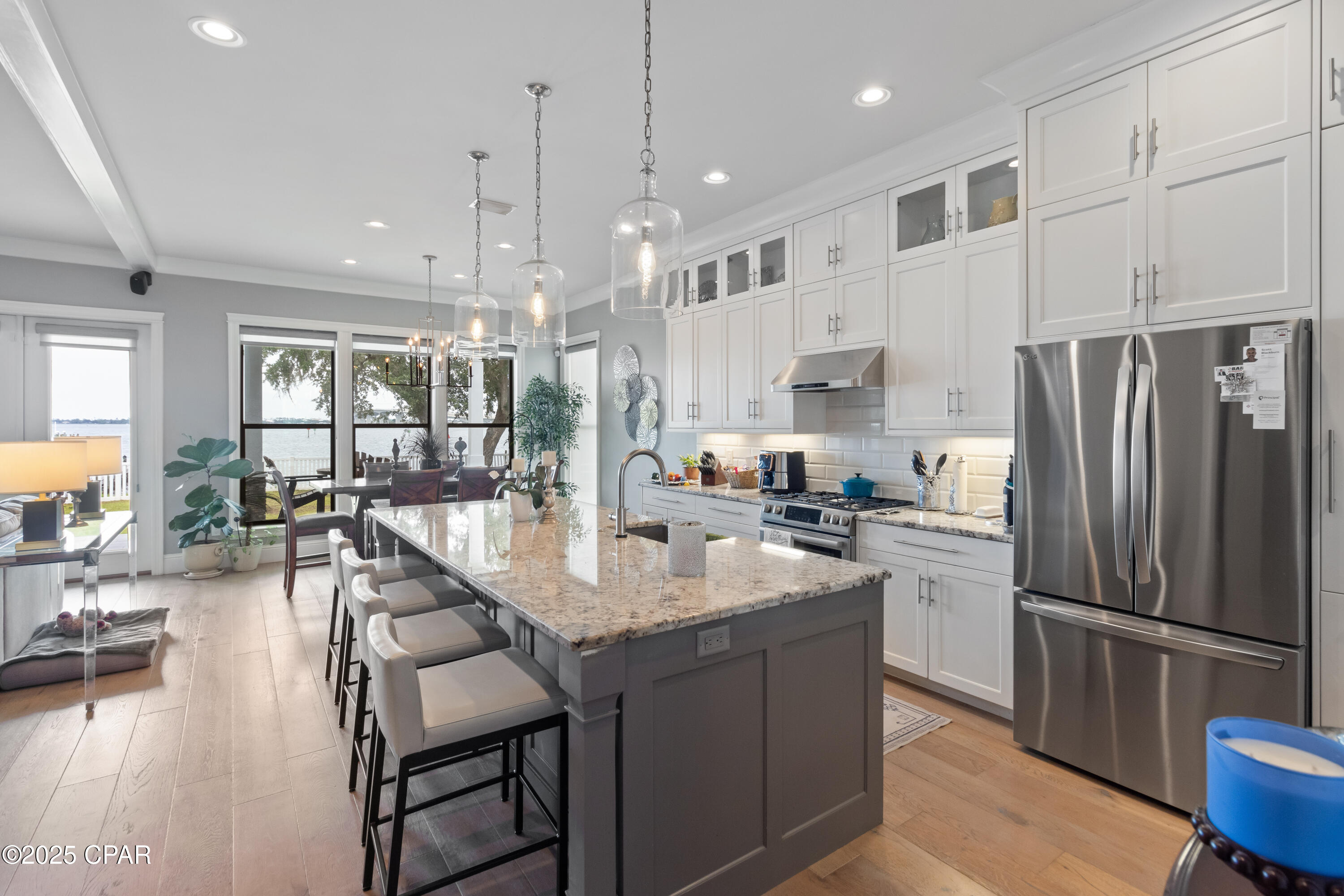 Image 11 For 435 Bay Shore Drive