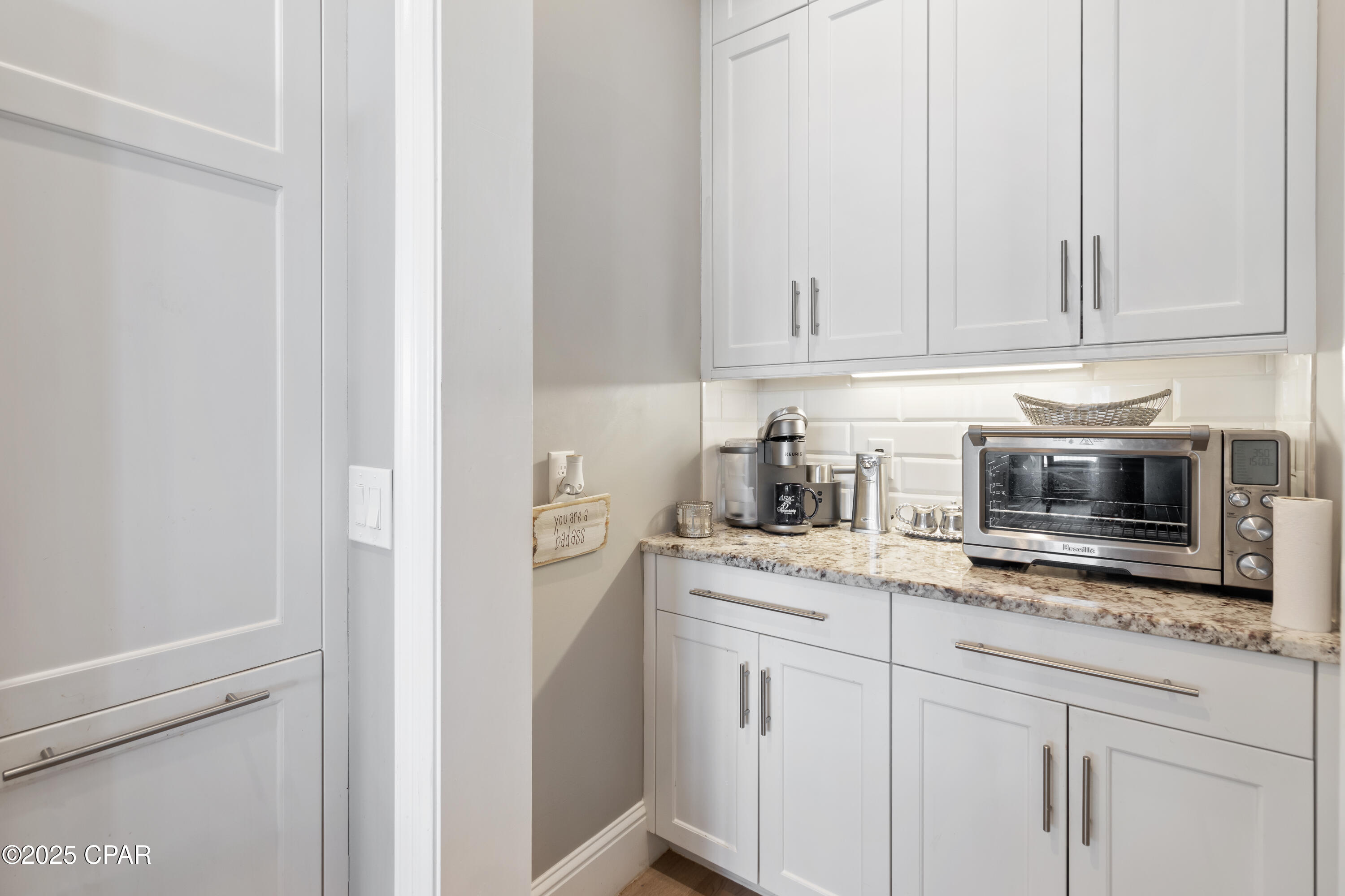 Image 14 For 435 Bay Shore Drive