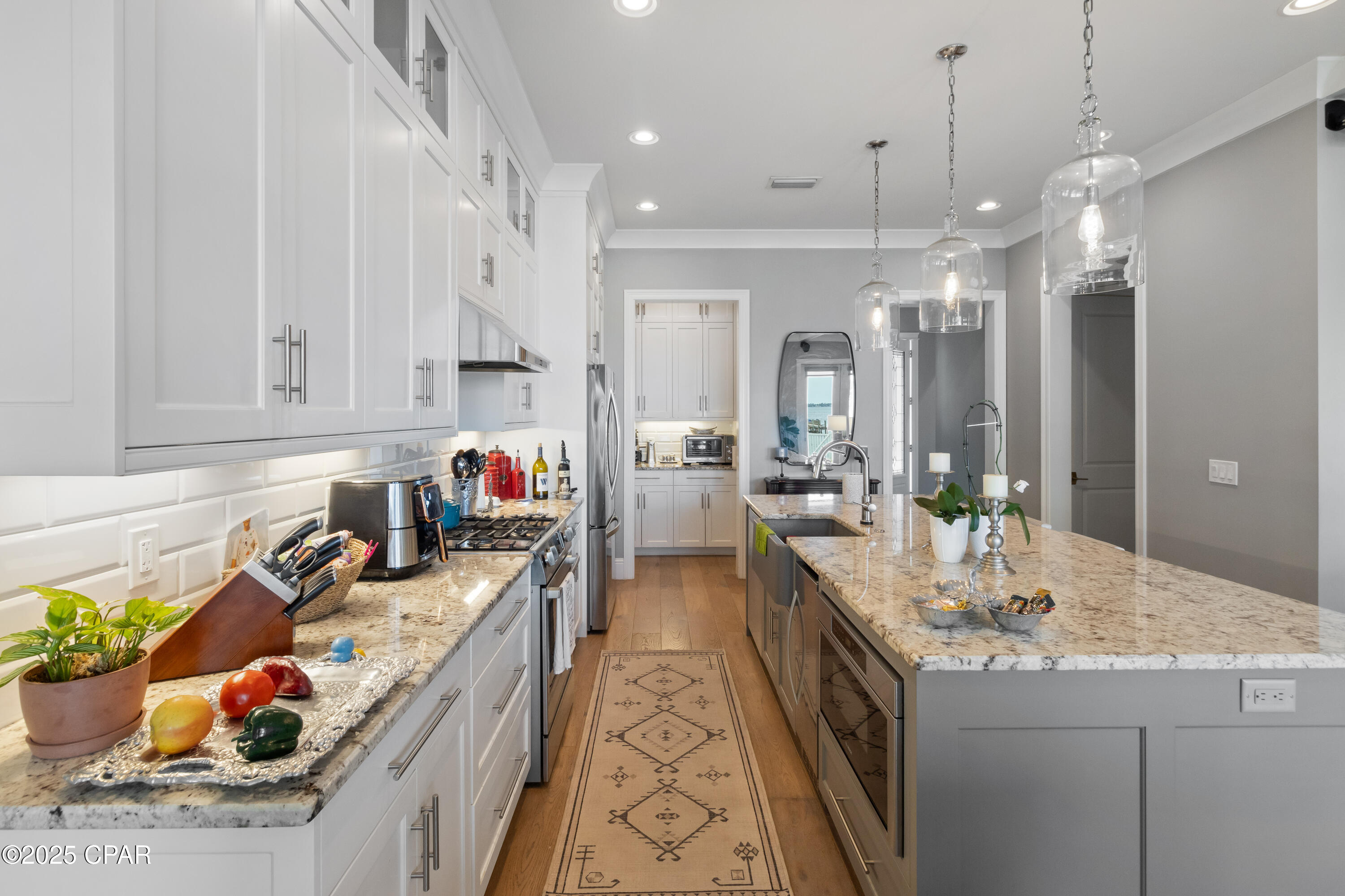 Image 16 For 435 Bay Shore Drive