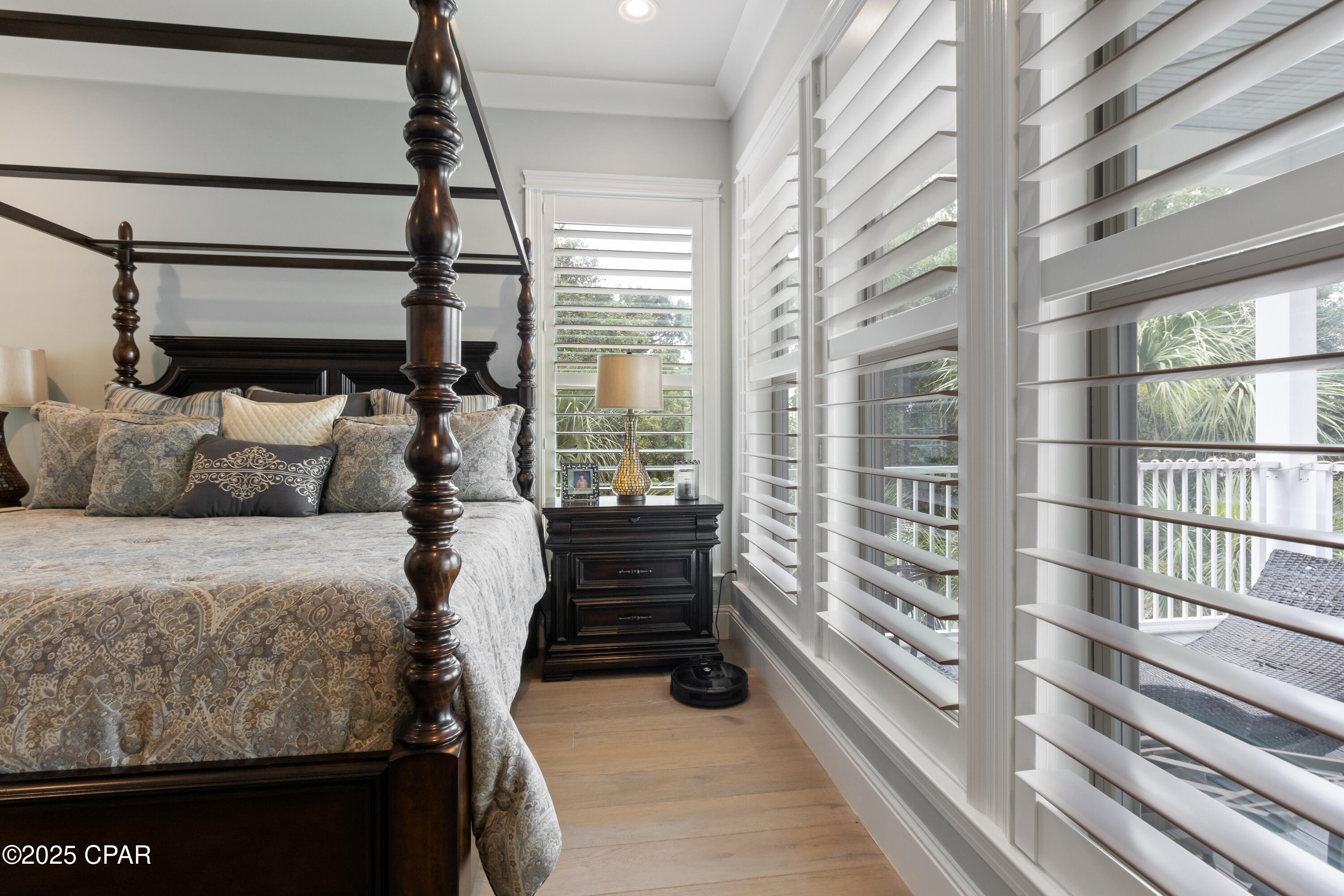 Image 37 For 435 Bay Shore Drive