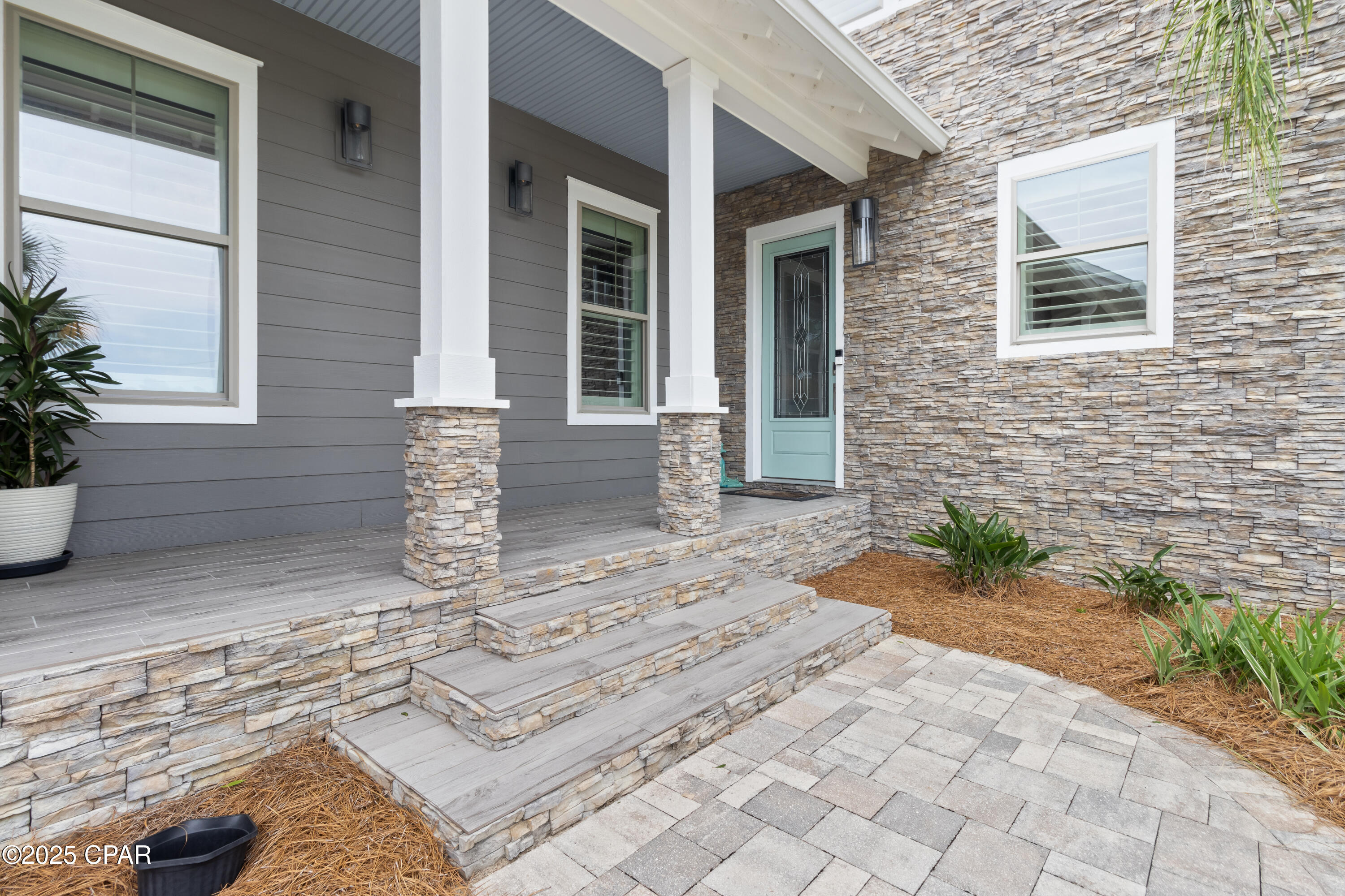 Image 46 For 435 Bay Shore Drive