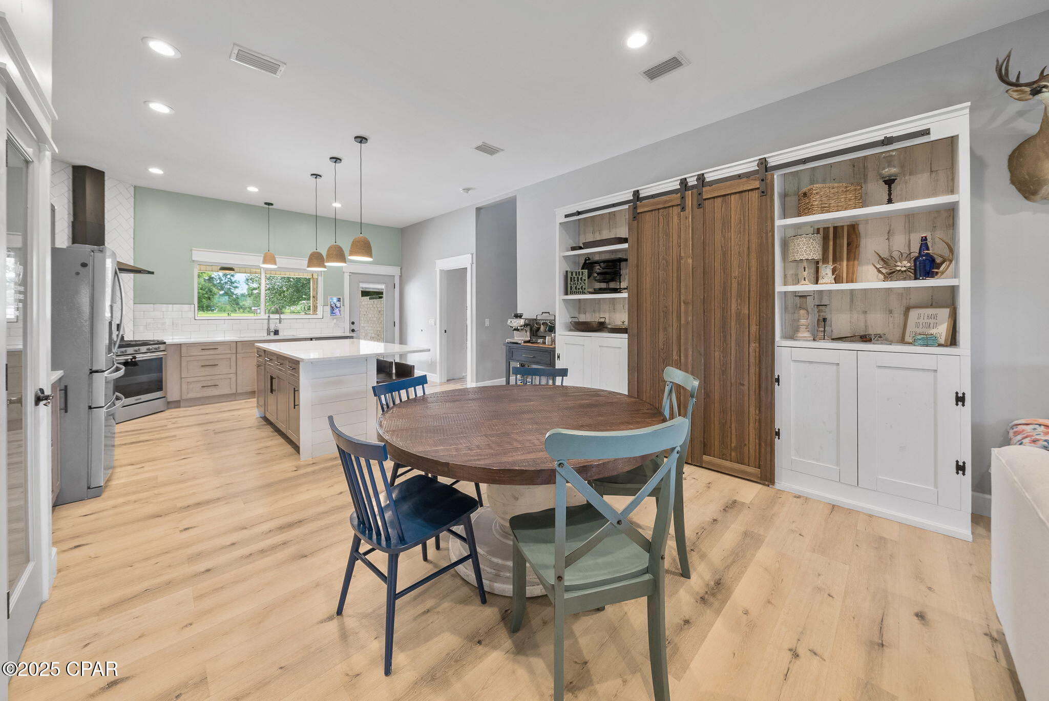 Image 11 For 5714 Maude Road