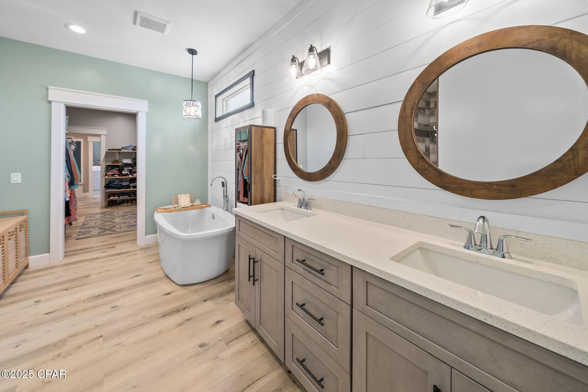 Image 15 For 5714 Maude Road