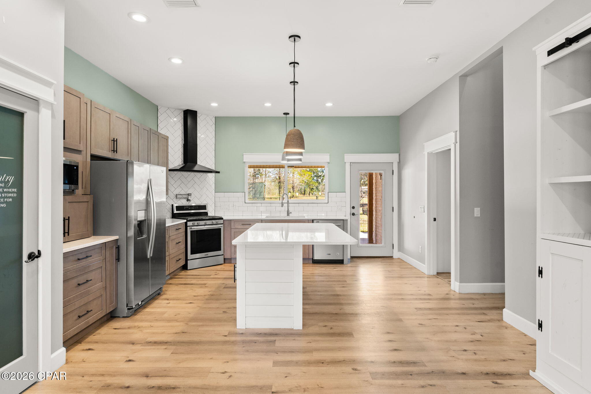 Image 2 For 5714 Maude Road