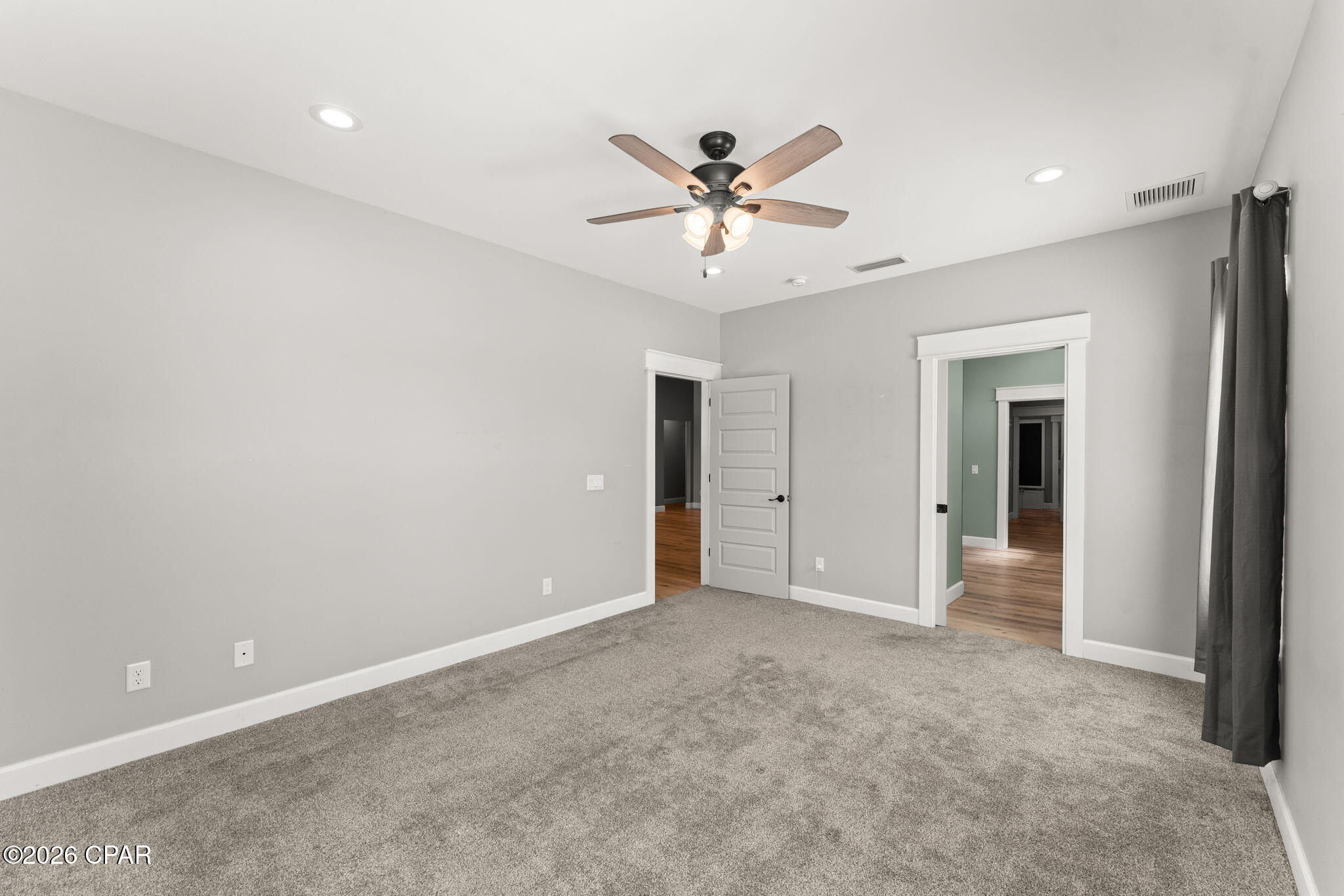 Listing photo id 20 for 5714 Maude Road