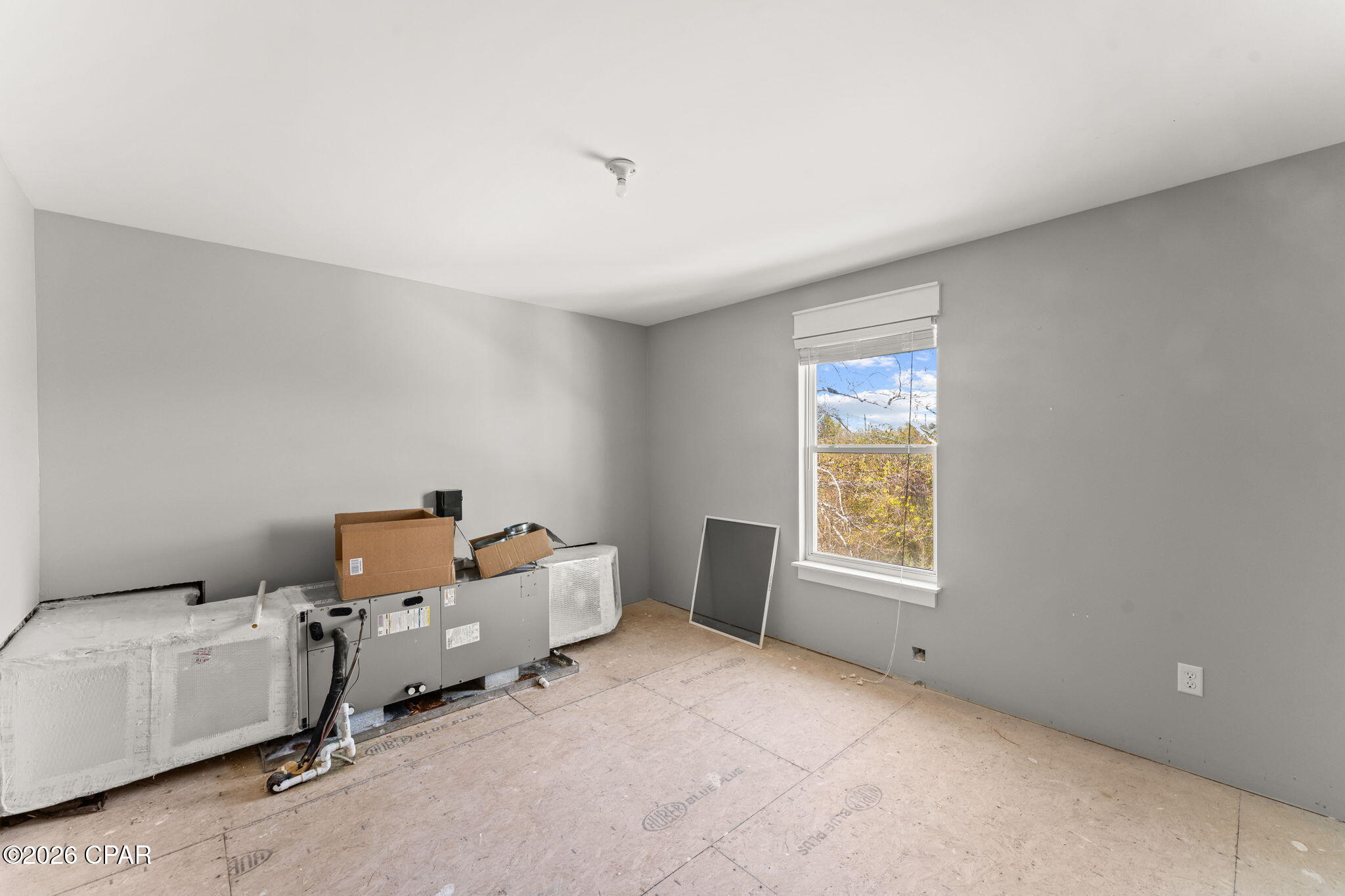 Listing photo id 36 for 5714 Maude Road