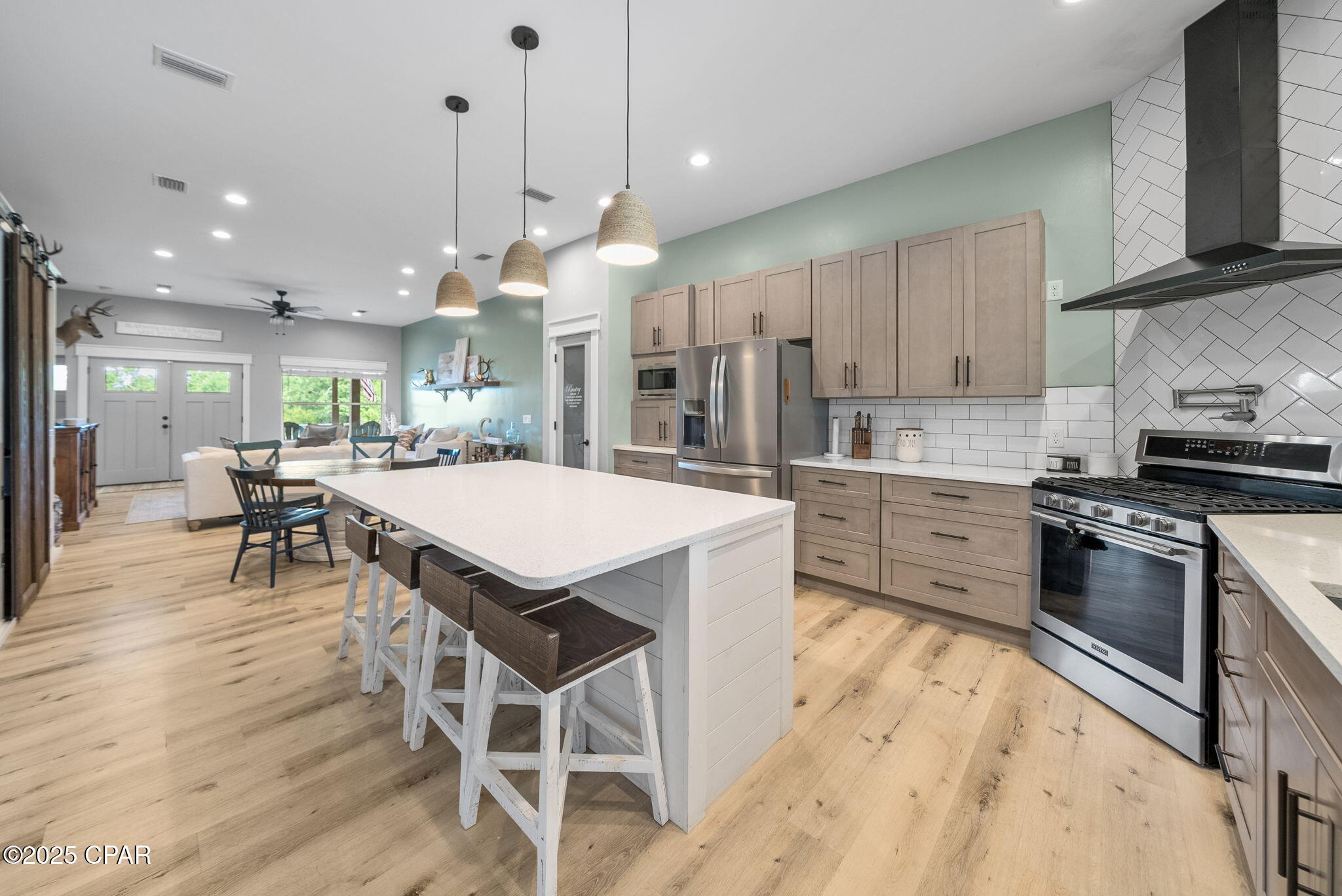 Image 8 For 5714 Maude Road