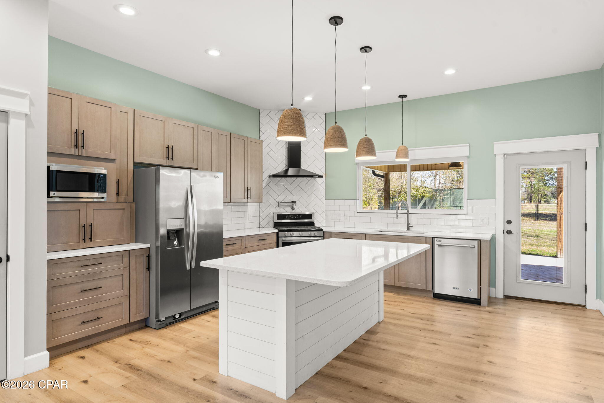 Image 8 For 5714 Maude Road