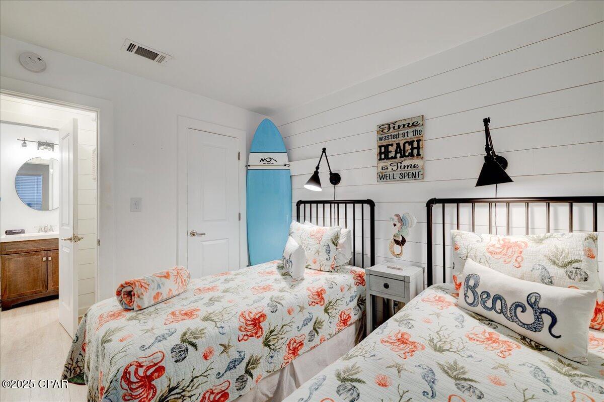 Image 20 For 17614 Front Beach Road 43a