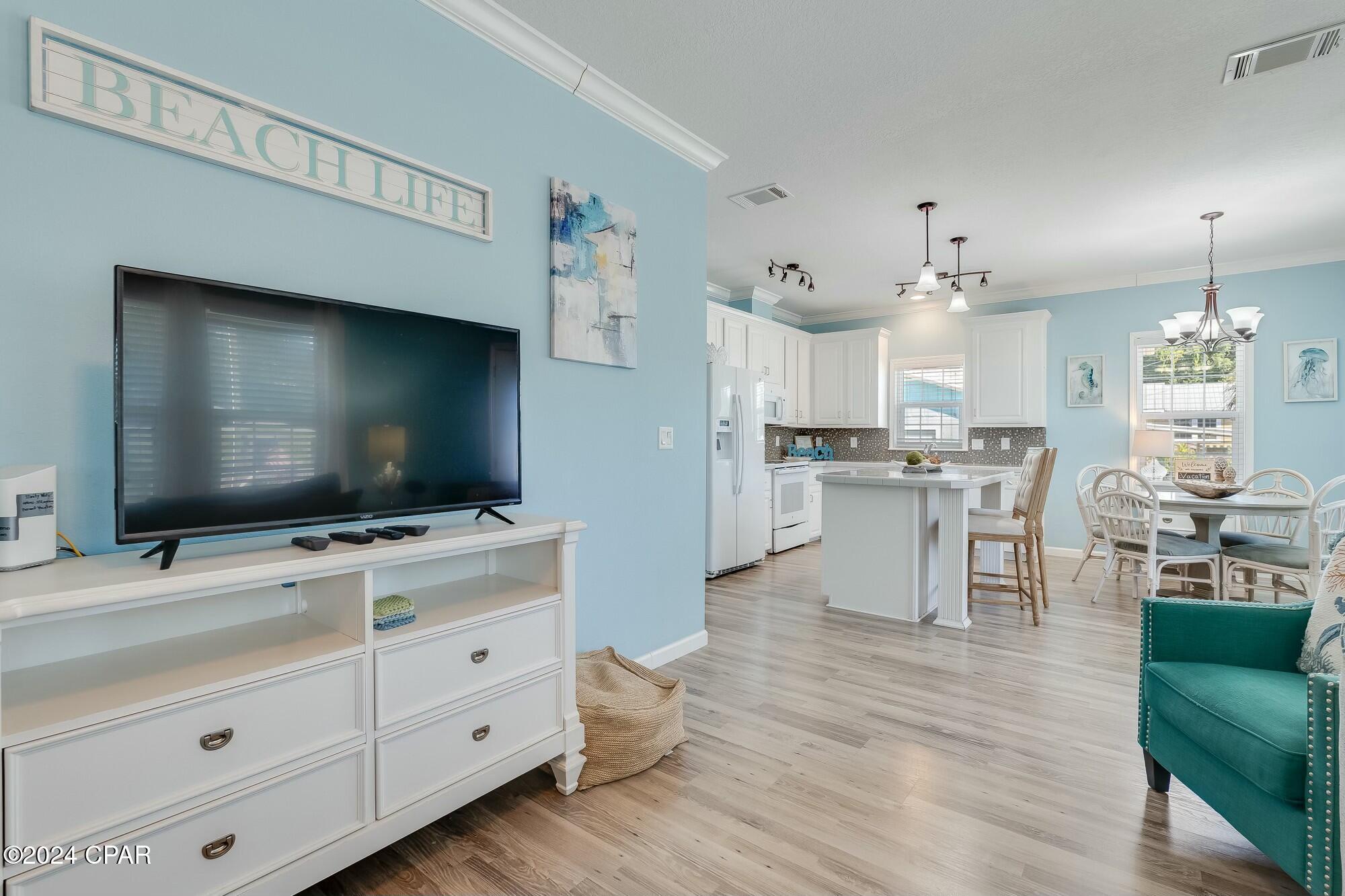 Image 12 For 313 Laureno Place