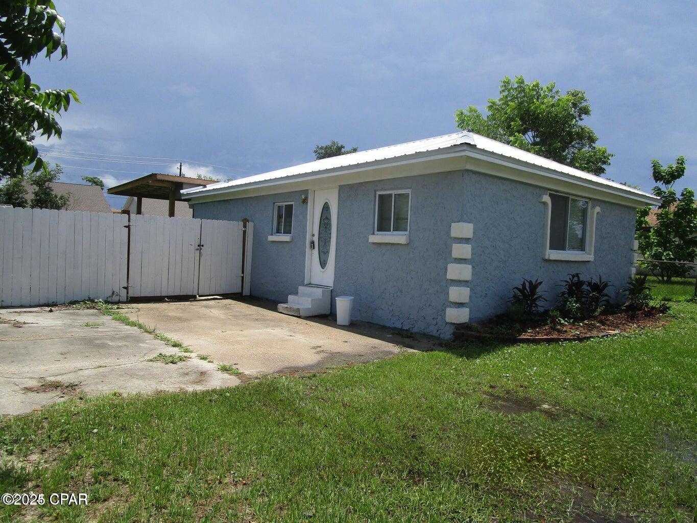 Image 1 For 3020 Selma Avenue