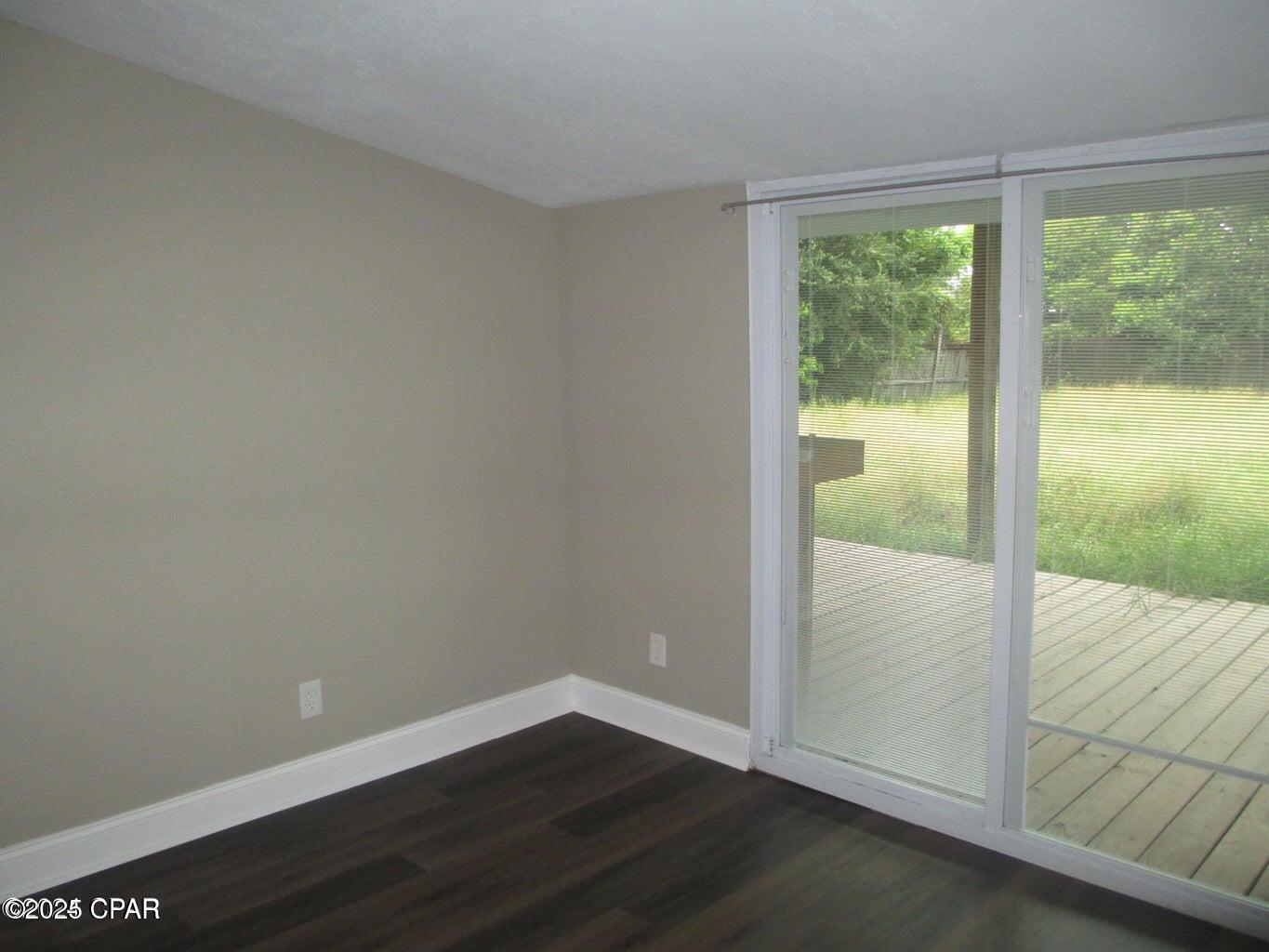 Image 8 For 3020 Selma Avenue